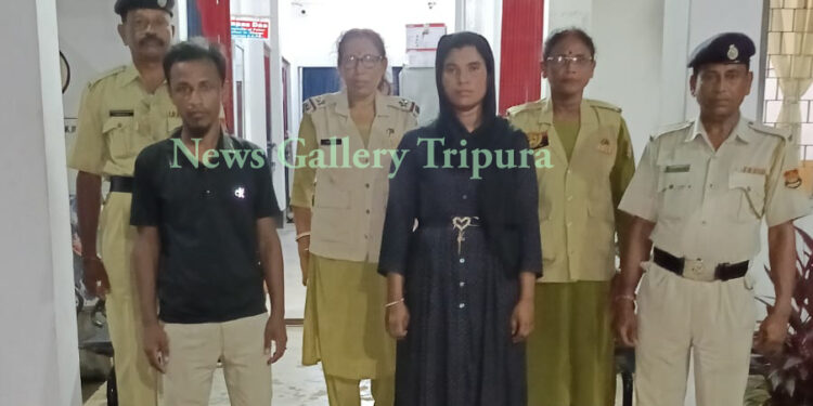 আগরতলার রেলস্টেশন পুলিশের হাতে আটক দুই রোহিঙ্গা বাংলাদেশী