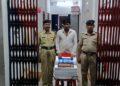 অভিনব পদ্ধতিতে গাঁজা পাচার করতে গিয়ে পুলিশের হাতে আটক এক