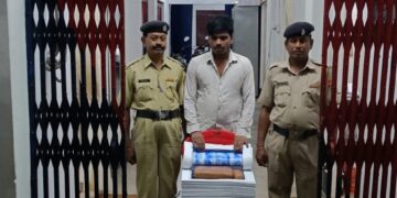 অভিনব পদ্ধতিতে গাঁজা পাচার করতে গিয়ে পুলিশের হাতে আটক এক