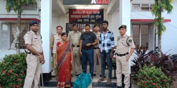 ১০ কেজি শুঁকনো গাঁজা সহ পুলিশের হাতে আটক তিন