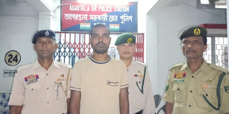 ভারতীয় মানব পাচারকারী সবিরণ সরকার উরফে(কালু) পুলিশের জালে