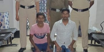 ৩ কেজি শুঁকনো গাঁজা সহ ১৯২ বোতল এসকাপ উদ্ধার!