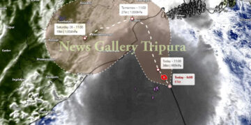 গতিপথ বদলে আরও বিধ্বংসী রূপ ধারণ করছে ঘূর্ণিঝড় ডানা!