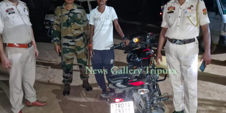 চুরির বাইক উদ্ধার অরবিন্দ নগরে!