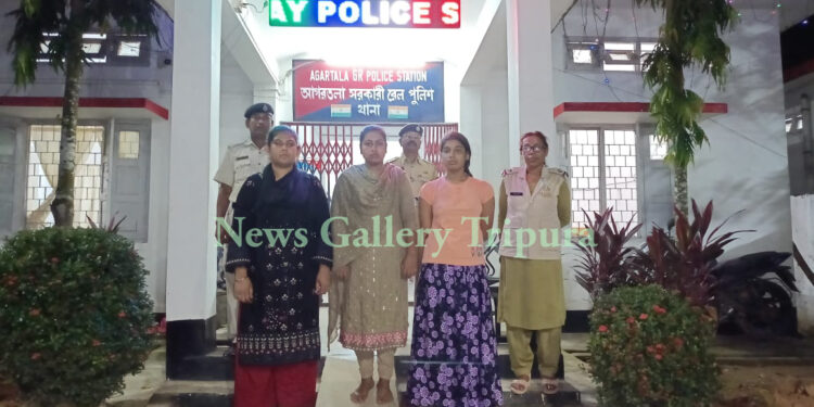 আগরতলা জিআরপি থানার পুলিশের হাতে আটক ৩ বাংলাদেশী