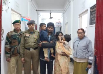 এক শিশু সহ তিন বাংলাদেশী আটক!