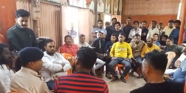 দক্ষিণমুখী যানবাহনের বিরুদ্ধে দ্বিচারিতার অভিযোগ