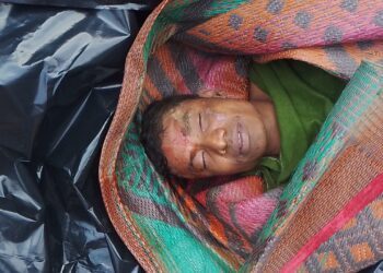 তিন বন্ধু মিলে চতুর্থ বন্ধুকে বাড়ি থেকে ডেকে নিয়ে গিয়ে খুন করার অভিযোগ!