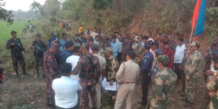 বিএসএফের গুলিতে মৃত পাচারকারির মৃতদেহ হস্তান্তর!