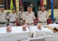 বাংলাদেশে পাচারের সময় ২৯ কাটুন ভর্তি শব্দবাজি সহ আটক দুই