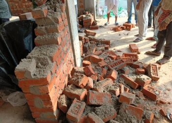 কমলাসাগরে বিভিন্ন নির্মাণ কাজে নিম্নমানের কাজের অভিযোগ