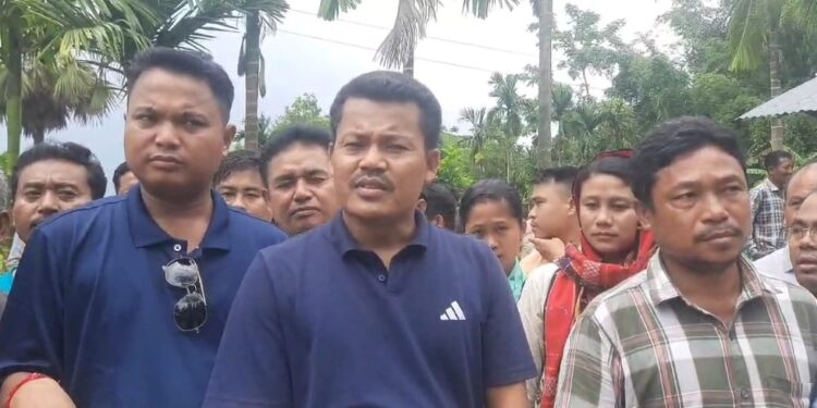 যতই নির্বাচনে এগিয়ে আসছে পাহাড়ে শক্তি বাড়াচ্ছে বিজেপি