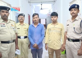 আগরতলা রেল স্টেশনে আটক এক বাংলাদেশী!