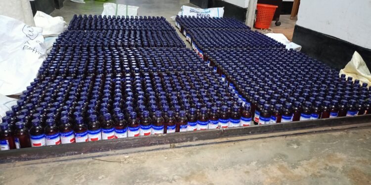 বিপুল পরিমাণ অবৈধ কফ সিরাপ উদ্ধার!