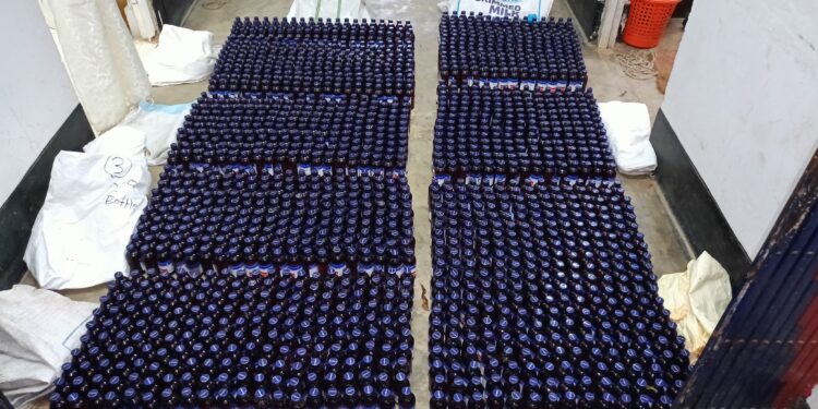 বিপুল পরিমাণ অবৈধ কফ সিরাপ উদ্ধার!