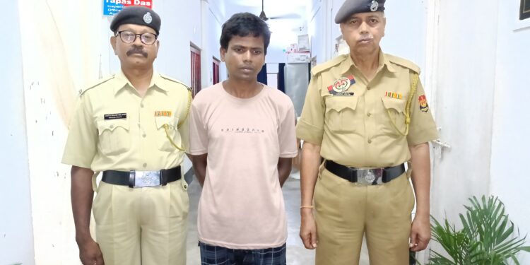 পালিয়ে গিয়েও শেষ রক্ষা হল না বাংলাদেশী মানব পাচারকারী রতনের