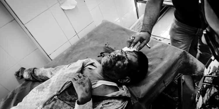 বোলেরো ট্রাকের চাপায় নিহত এক স্কুল শিক্ষক