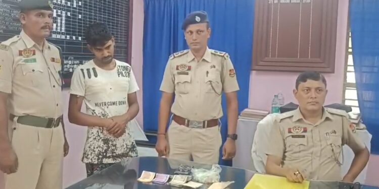 লক্ষাধিক টাকার ব্রাউন সুগার সহ আটক এক নেশা কারবারি