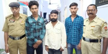 দেড় লক্ষ টাকার শুঁকনো গাঁজা সহ পুলিশের হাতে আটক তিন
