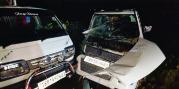 তিনটি গাড়ি মুখোমুখি সংঘর্ষে ভয়াবহ যান দুর্ঘটনা সেকেরকোটে