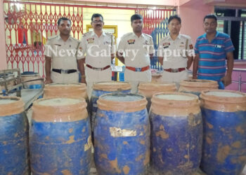 সোনামুড়া থানার ওসি তাপস দাসের নেতৃত্বে কোটি টাকার গাঁজা উদ্ধার!