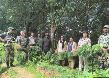 সোনামুড়া থানার ওসির নেশার বিরুদ্ধে জিহাদ ঘোষণা!