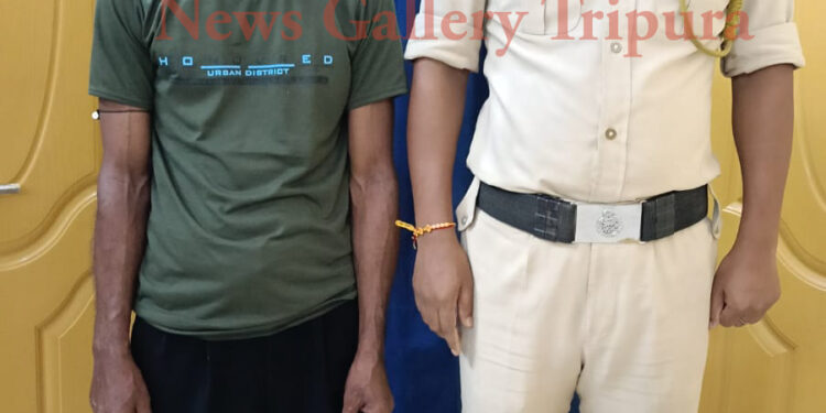 পুত্রবধূ ধর্ষণ মামলায় সোনামুড়া থানার পুলিশের হাতে আটক মোখলেছ মিয়া