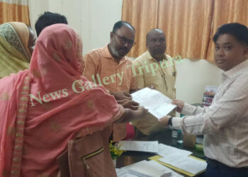 বিধায়ক ঘনিষ্ঠ প্রধান উপ-প্রধানের বিরুদ্ধে অনাস্থা!