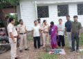 বিপুল পরিমাণ নেশা সামগ্রী সহ পুলিশের হাতে আটক এক মহিলা