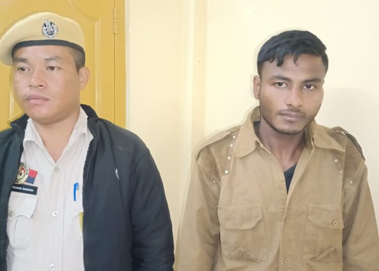 বিলেতি মদ সহ এক বাংলাদেশী আটক সোনামুড়া থানার পুলিশের হাতে