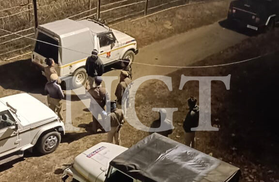 প্রজাতন্ত্র দিবসকে সামনে রেখে খোয়াই এর ‘ছুছুন্দর নালা’ সীমান্তে পুলিশ ও বিএসএফের যৌথ টহল!