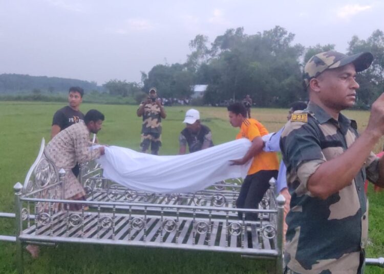 বিএসএফের গুলিতে নিহত দুই বাংলাদেশী